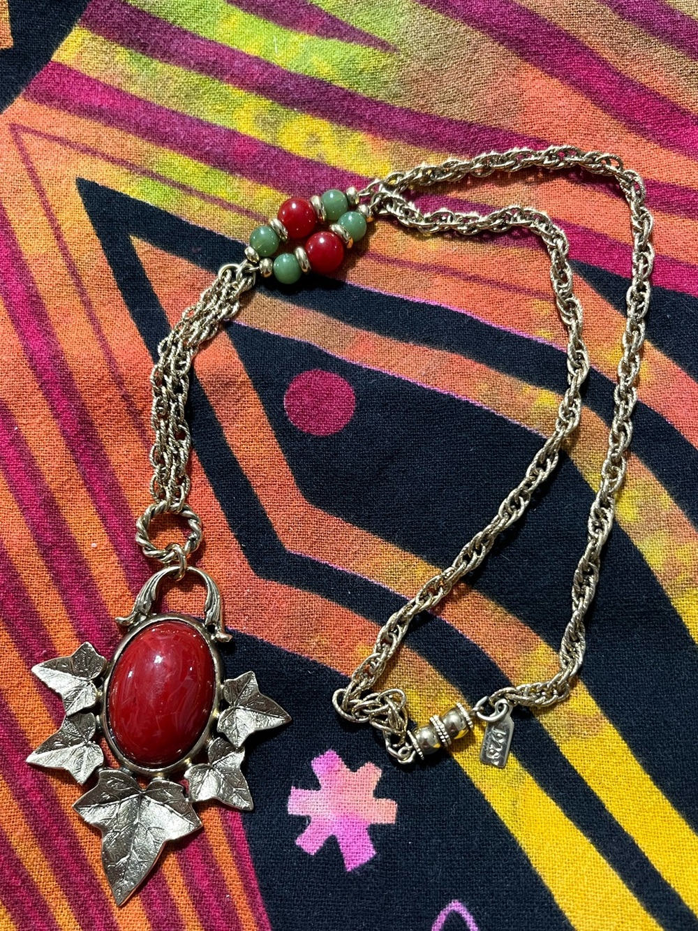 Vintage 1928 Signed Autumn Leaf Gold Tone Metal Costume Jewelry Pendant Necklace